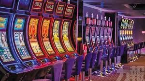 Tampilan aplikasi jon138 di perangkat mobile dengan akses sportsbook dan slot